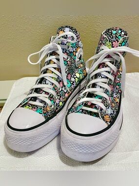 Converse Chuck Taylor All Star Converse Lift Floral Platform Sneakers WMS Size 5